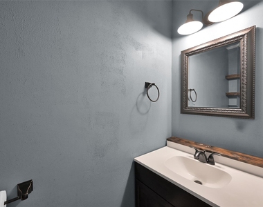 14 E Wandering Oak Drive - Photo Thumbnail 4