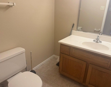 7589 Cambridge Street - Photo Thumbnail 7