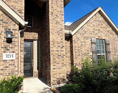 3715 Rock Ledge Drive - Photo Thumbnail 2