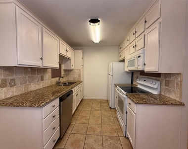 845 Augusta Drive - Photo Thumbnail 3