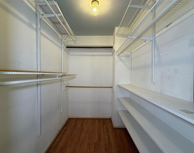 845 Augusta Drive - Photo Thumbnail 8