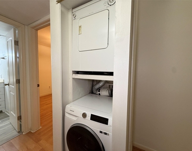 845 Augusta Drive - Photo Thumbnail 9
