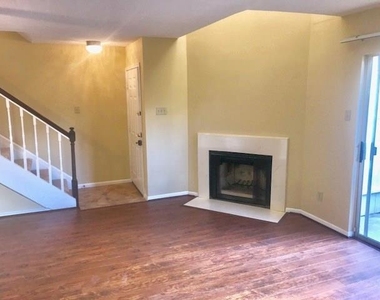 2120 El Paseo Street - Photo Thumbnail 1
