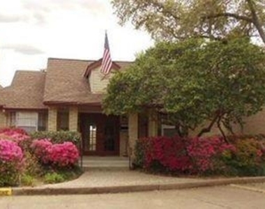 2120 El Paseo Street - Photo Thumbnail 25