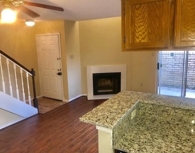 2120 El Paseo Street - Photo Thumbnail 2