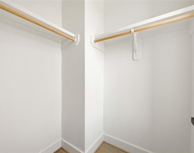 7130 Saint Augustine Street - Photo Thumbnail 19