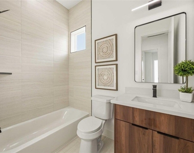 7130 Saint Augustine Street - Photo Thumbnail 17