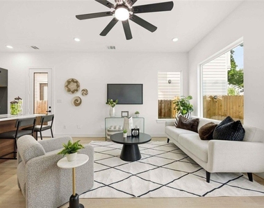 7130 Saint Augustine Street - Photo Thumbnail 5