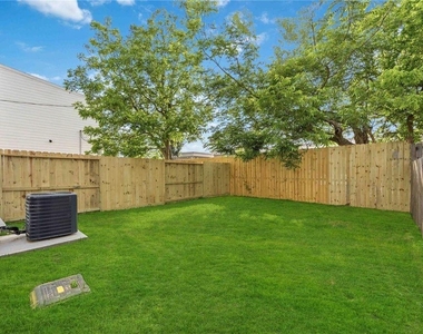 7130 Saint Augustine Street - Photo Thumbnail 27