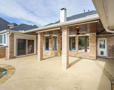 6331 Collina Springs Court - Photo Thumbnail 10