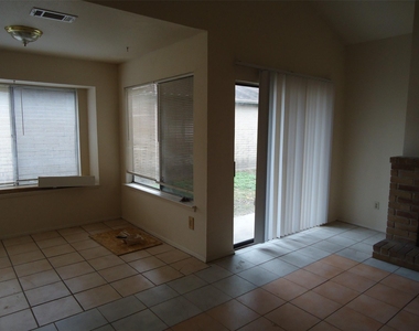 7610 Lemma Drive - Photo Thumbnail 15