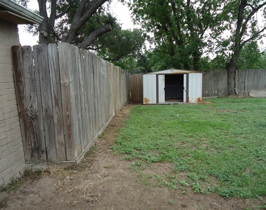7610 Lemma Drive - Photo Thumbnail 31