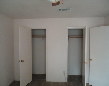 7610 Lemma Drive - Photo Thumbnail 22