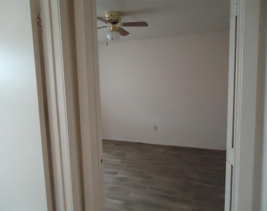 7610 Lemma Drive - Photo Thumbnail 21