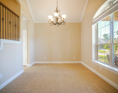2 Hadlock Place - Photo Thumbnail 9