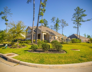 2 Hadlock Place - Photo Thumbnail 3