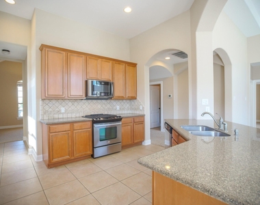 2 Hadlock Place - Photo Thumbnail 20