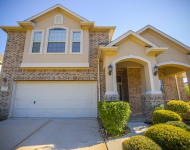 2 Hadlock Place - Photo Thumbnail 5