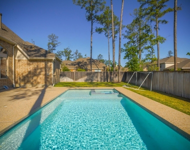 2 Hadlock Place - Photo Thumbnail 35