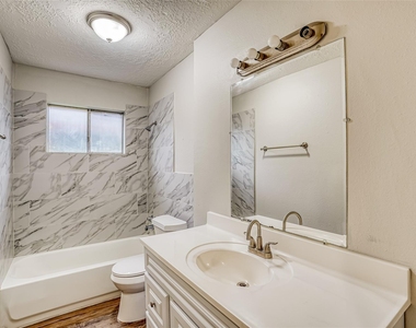 4419 Curly Oaks Drive - Photo Thumbnail 13