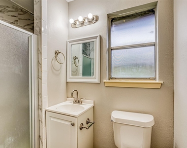 4419 Curly Oaks Drive - Photo Thumbnail 10
