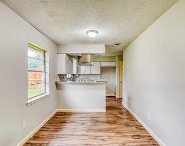 4419 Curly Oaks Drive - Photo Thumbnail 5