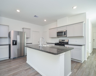 5778 Hampton Valley Dr - Photo Thumbnail 7