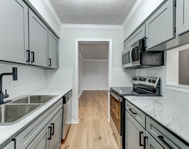 3224 Timmons Lane - Photo Thumbnail 15