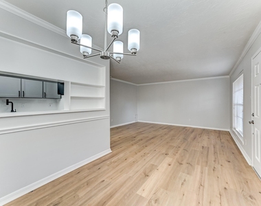 3224 Timmons Lane - Photo Thumbnail 7