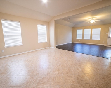 8314 Durham Canyon Lane - Photo Thumbnail 15