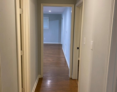 1702 19th Street - Photo Thumbnail 13