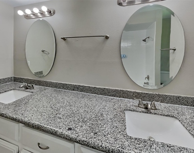 3602 Bear Lake Drive - Photo Thumbnail 15