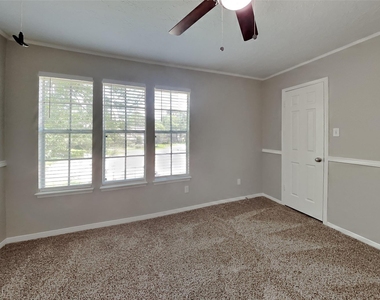 3602 Bear Lake Drive - Photo Thumbnail 13