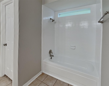 3602 Bear Lake Drive - Photo Thumbnail 9
