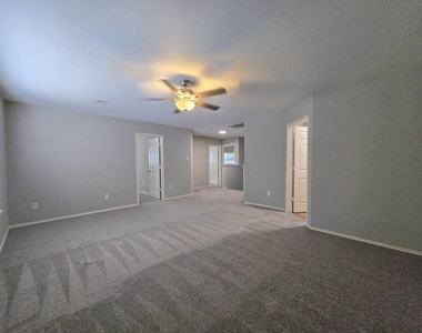 1423 Stone Bluff Drive - Photo Thumbnail 22