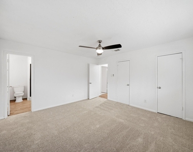 12931 Westella Drive - Photo Thumbnail 16