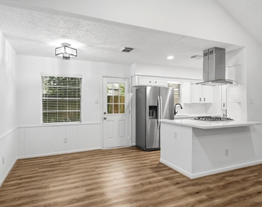 12931 Westella Drive - Photo Thumbnail 7
