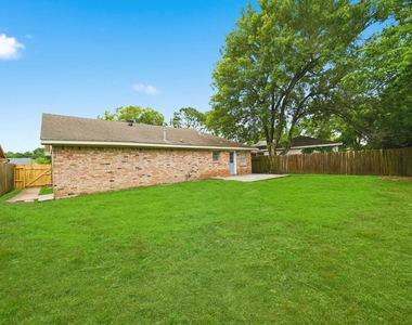 12931 Westella Drive - Photo Thumbnail 24