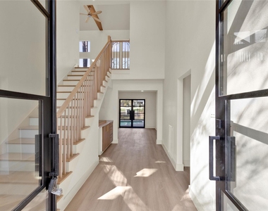 20 Buttonbush Ct - Photo Thumbnail 3