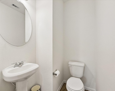 1189 Bluebonnet Trail - Photo Thumbnail 18
