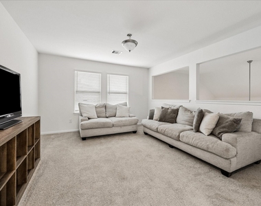1189 Bluebonnet Trail - Photo Thumbnail 14