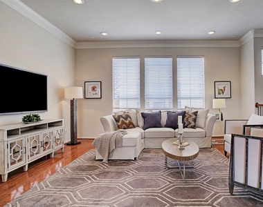 5806 Kansas Street - Photo Thumbnail 5