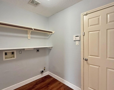3610 Maple Pass Court - Photo Thumbnail 16