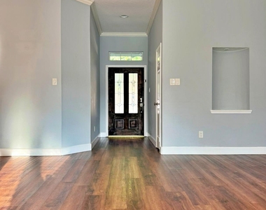 3610 Maple Pass Court - Photo Thumbnail 2
