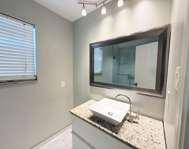 3610 Maple Pass Court - Photo Thumbnail 15