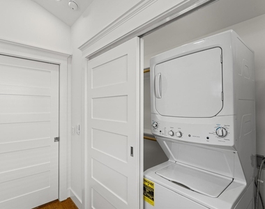 732 E 12th 1/2 Street - Photo Thumbnail 6