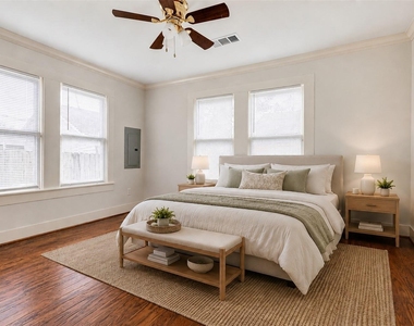 404 E 29th Street - Photo Thumbnail 2