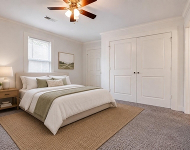 404 E 29th Street - Photo Thumbnail 3