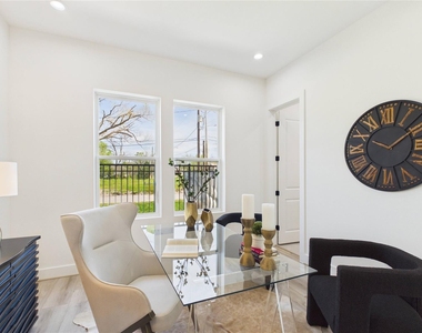2421 Harrington Street - Photo Thumbnail 10