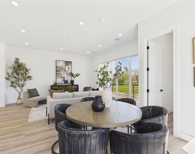 2421 Harrington Street - Photo Thumbnail 18